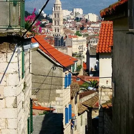 Joli